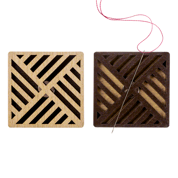 Needle Minder &ndash; &ldquo;Wooden, Double-Sided&rdquo; FLMH-058(W)