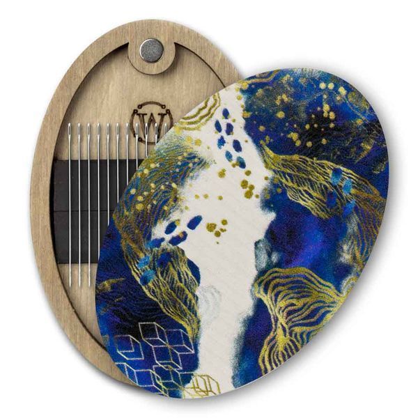 Magnetic Needle Case Oval &ndash; &ldquo;Starry Night&rdquo; FLZB(N)-163