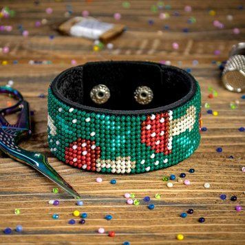 Faux Leather Bead Embroidery Kit &ndash; &ldquo;Bracelet&rdquo; (3 &times; 22 cm) FLBB-042 Black