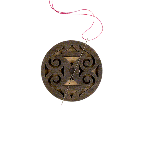 Needle Minder &ndash; &ldquo;Wooden, Single-Sided&rdquo; FLMH-086(W)