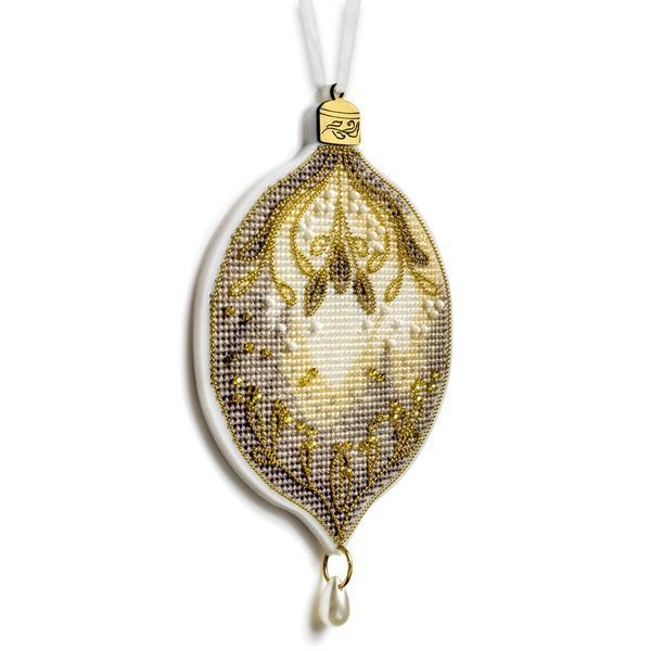 Plastic Cross-Stitch Kit &ndash; &ldquo;Christmas Ornament &ndash; Golden Bauble&rdquo; FLX-141