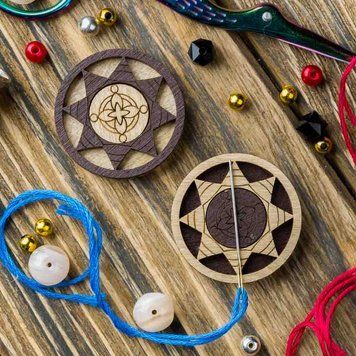Needle Minder &ndash; &ldquo;Wooden, Double-Sided&rdquo; FLMH-035(W)