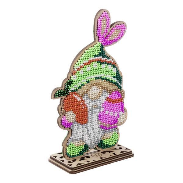 Wooden Bead Embroidery Kit &ndash; &ldquo;Cheerful Gnome&rdquo; FLK-544