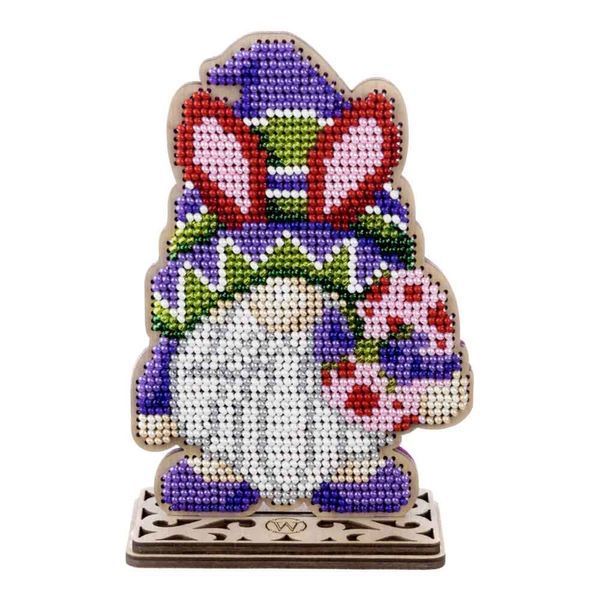 Wooden Bead Embroidery Kit &ndash; &ldquo;Festive Gnome&rdquo; FLK-545