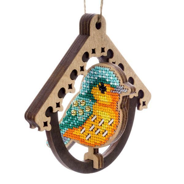 Wooden Bead Embroidery Kit &ndash; &ldquo;Bird In Birdhouse&rdquo; FLK-580