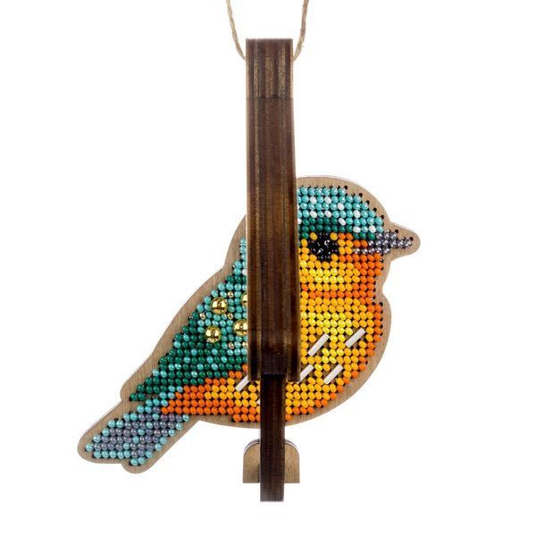 Wooden Bead Embroidery Kit &ndash; &ldquo;Bird In Birdhouse&rdquo; FLK-580