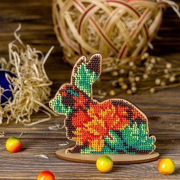 Wooden Bead Embroidery Kit &ndash; &ldquo;Bunny&rdquo; FLK-163