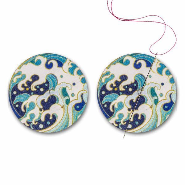 Needle Minder &ndash; &ldquo;Wooden, Double-Sided&rdquo; FLMH-099(W)