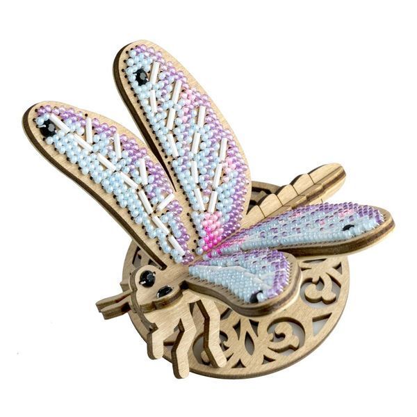 Wooden Bead Embroidery Kit &ndash; &ldquo;Dragonfly&rdquo; FLK-584