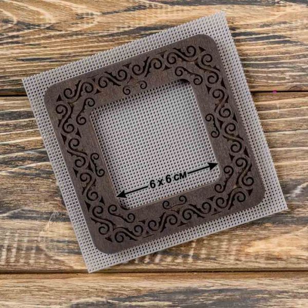 Magnetic Embroidery Frame (6 &times; 6 cm inner size) FLMP-007