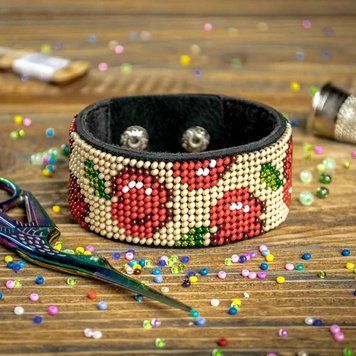 Faux Leather Bead Embroidery Kit &ndash; &ldquo;Bracelet&rdquo; (3 &times; 22 cm) FLBB-050 Black