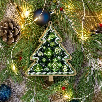 Wooden Bead Embroidery Kit &ndash; &ldquo;Christmas Ornament &ndash; Emerald Tree&rdquo; FLK-318