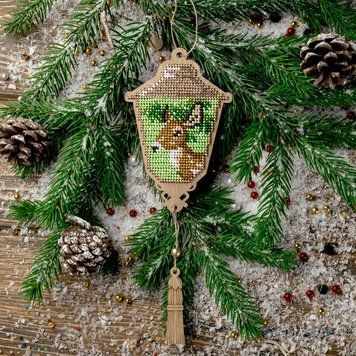 Wooden Bead Embroidery Kit &ndash; &ldquo;Christmas Ornament &ndash; Lantern With Deer&rdquo; FLK-449