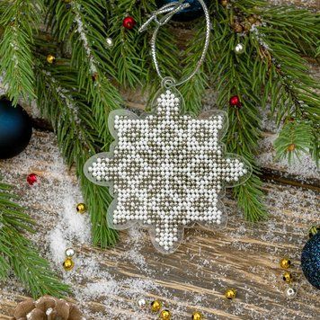 Bead Embroidery Kit (Plastic Base) &ndash; &ldquo;Christmas Ornament &ndash; Snowflake&rdquo; FLPL-006