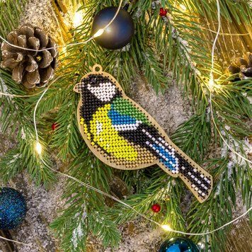 Wooden Bead Embroidery Kit &ndash; &ldquo;Christmas Ornament &ndash; Titmouse&rdquo; FLK-218