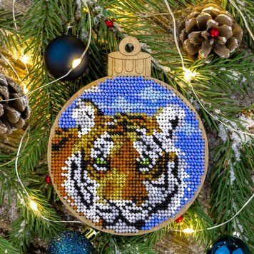 Wooden Bead Embroidery Kit &ndash; &ldquo;Christmas Ornament &ndash; Sunset Tiger&rdquo; FLK-401