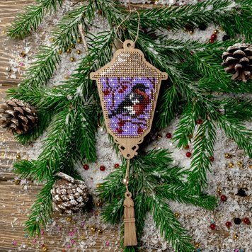 Wooden Bead Embroidery Kit &ndash; &ldquo;Christmas Ornament &ndash; Lantern With Bullfinch&rdquo; FLK-451