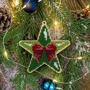 Wooden Bead Embroidery Kit &ndash; &ldquo;Christmas Ornament &ndash; Red Star&rdquo; FLK-221
