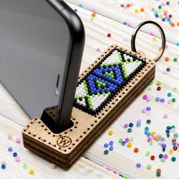 Wooden Bead Embroidery Kit &ndash; &ldquo;Phone Stand &ndash; Blue and Green Ornament&rdquo; FLK-487