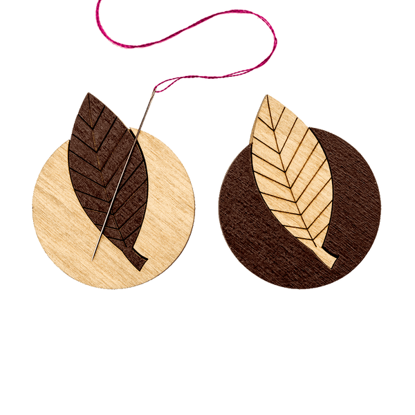 Needle Minder &ndash; &ldquo;Wooden, Double-Sided&rdquo; FLMH-031(W)