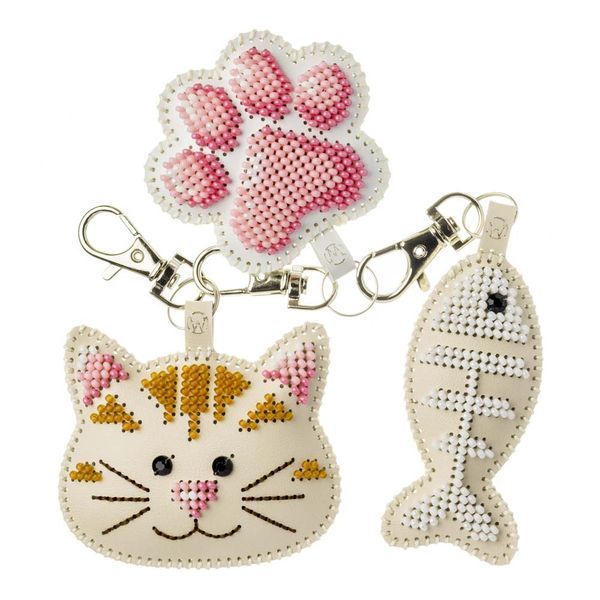 Faux Leather Bead Embroidery Kit &ndash; &ldquo;Bag Charm Cat Joys&rdquo; FLBB-179