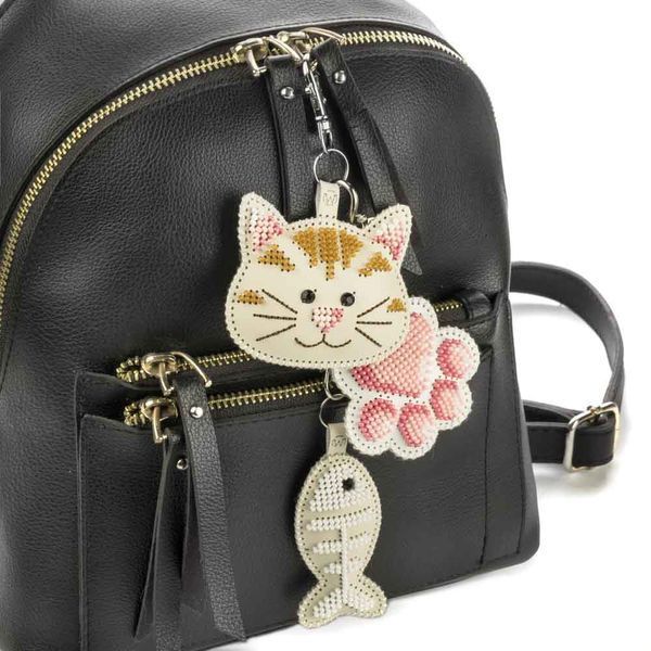 Faux Leather Bead Embroidery Kit &ndash; &ldquo;Bag Charm Cat Joys&rdquo; FLBB-179