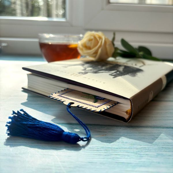 Craft Cardboard Embroidery Kit &ndash; &ldquo;Bookmark &ndash; Blueberry&rdquo; WLZ-006