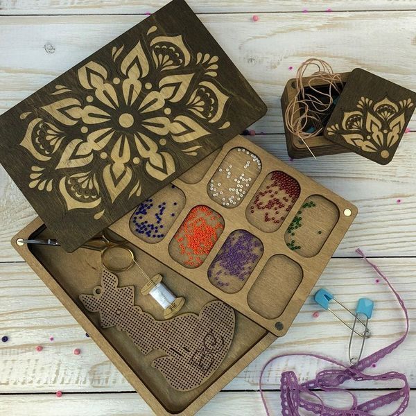 Multi-Layered Bead Organizer &laquo;Rectangular With Pattern&raquo; FLZB-073