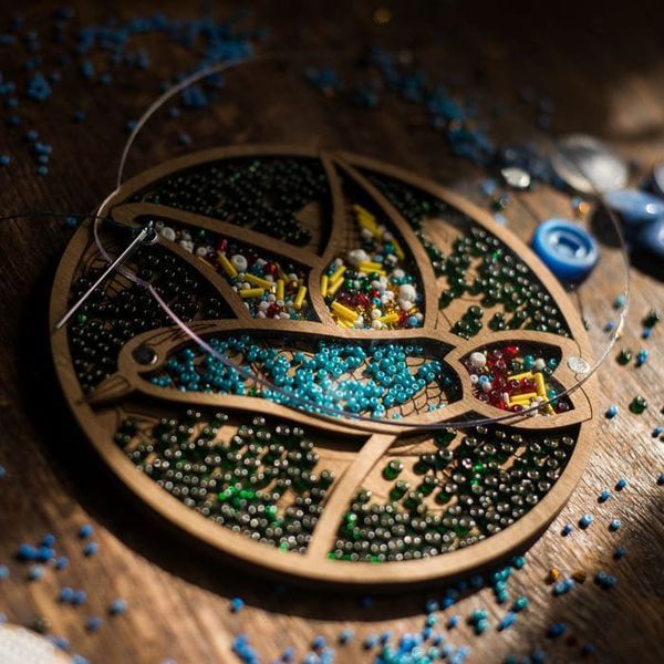 Bead Organizer Box &ndash; &ldquo;Hummingbird&rdquo;, With Clear Lid FLZB-023