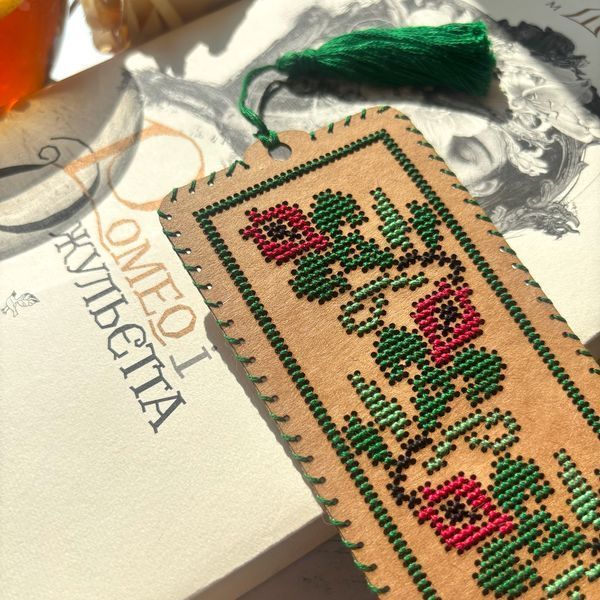 Craft Cardboard Embroidery Kit &ndash; &ldquo;Bookmark &ndash; Bindweed&rdquo; WLZ-007