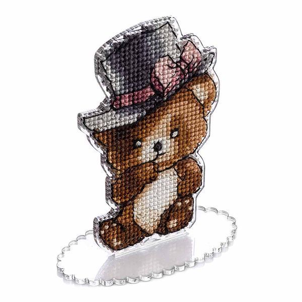Plastic Cross-Stitch Kit &ndash; "Bear In Hat" FLX-009