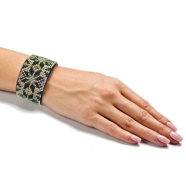 Faux Leather Bead Embroidery Kit &ndash; &ldquo;Bracelet&rdquo; (4 &times; 22 cm) FLBB-116 Black