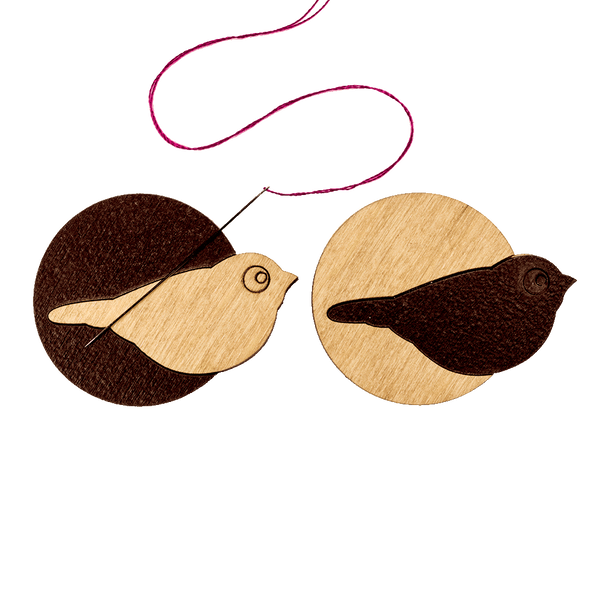 Needle Minder &ndash; &ldquo;Wooden, Double-Sided&rdquo; FLMH-032(W)