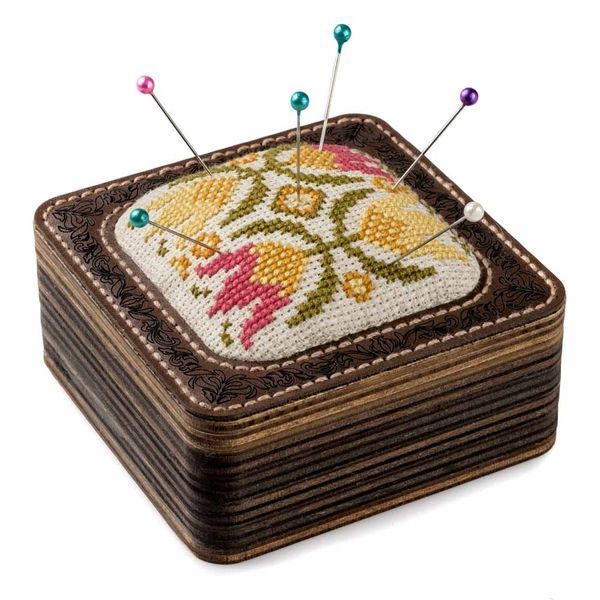 Pincushion Kit &ndash; &ldquo;Tulips&rdquo; FLTL-078