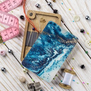 Magnetic Needle Case Rectangular &ndash; &ldquo;Blue & Gold Abstraction&rdquo; FLZB(N)-086