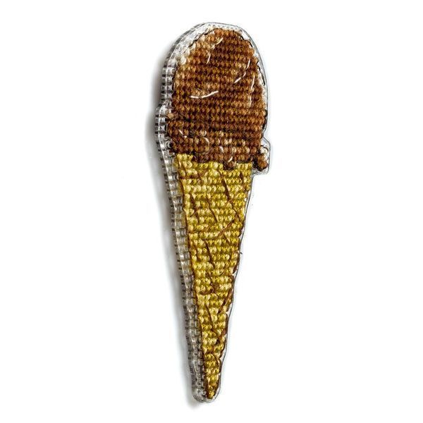 Plastic Cross-Stitch Kit &ndash; "Choco Ice Cream" (Double-Sided) FLX-081