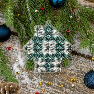 Bead Embroidery Kit (Plastic Base) &ndash; &ldquo;Christmas Ornament &ndash; House&rdquo; FLPL-014