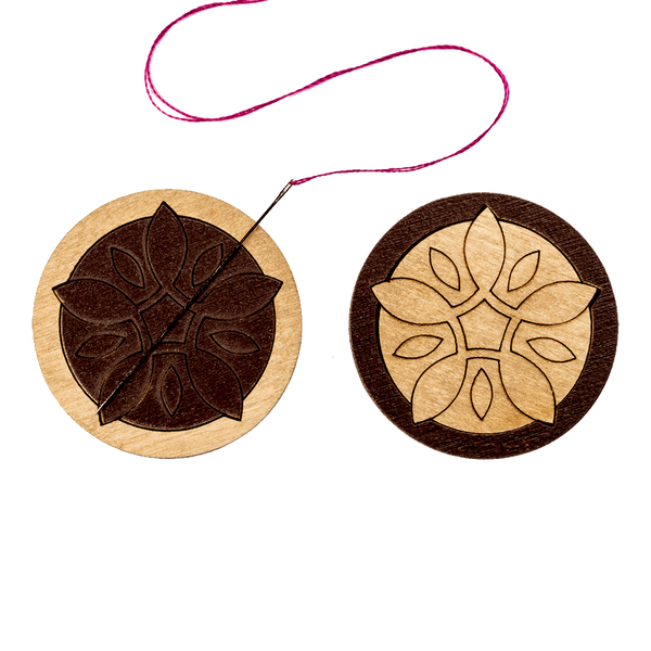 Needle Minder &ndash; &ldquo;Wooden, Double-Sided&rdquo; FLMH-016(W)