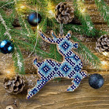 Wooden Bead Embroidery Kit &ndash; &ldquo;Christmas Ornament &ndash; Deer In Blue&rdquo; FLK-227