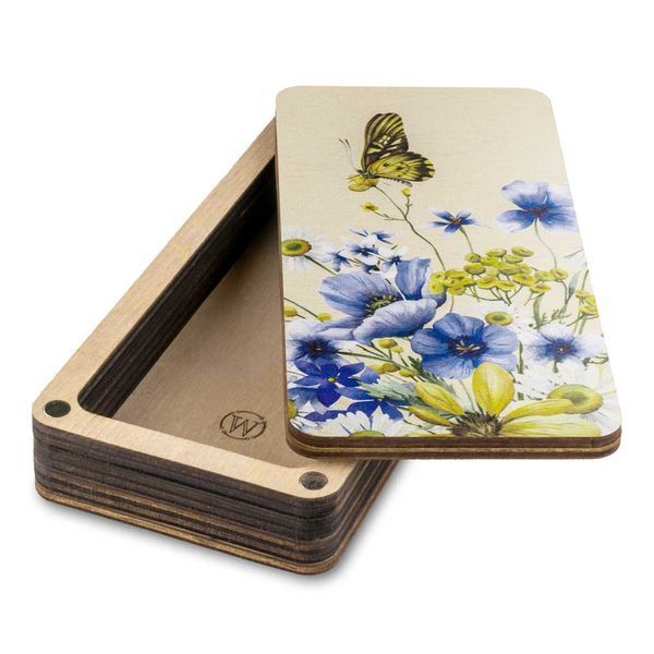 Magnetic Needle Case Large &ndash; &ldquo;Wildflowers & Butterflies&rdquo; FLZB(N)-137