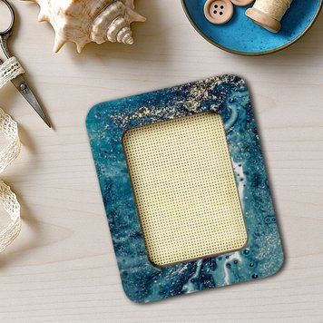 Magnetic Embroidery Frame (6.5 &times; 9 cm inner size) FLMP-021