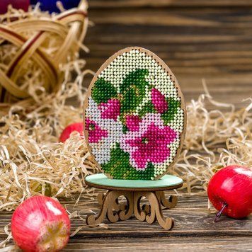 Wooden Bead Embroidery Kit &ndash; &ldquo;Easter Egg&rdquo; FLK-179