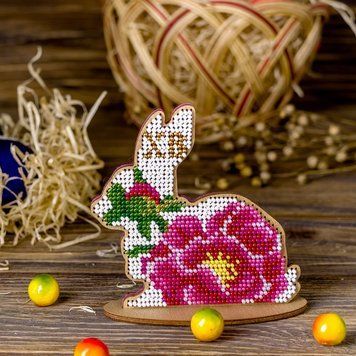 Wooden Bead Embroidery Kit &ndash; &ldquo;Bunny&rdquo; FLK-085