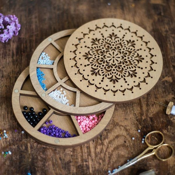 Multi-Layered Bead Organizer &laquo;Round With Pattern&raquo; FLZB-081