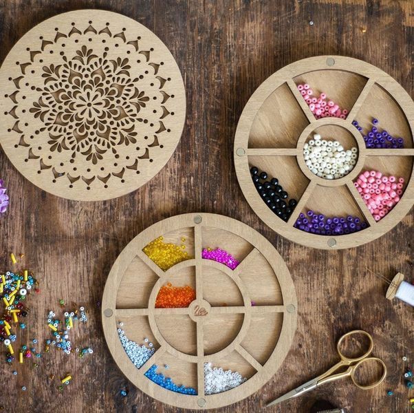 Multi-Layered Bead Organizer &laquo;Round With Pattern&raquo; FLZB-081