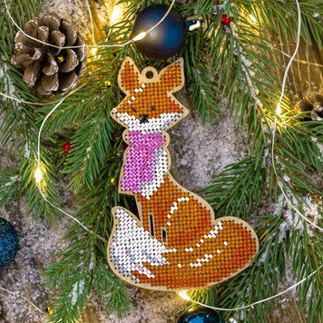 Wooden Bead Embroidery Kit &ndash; &ldquo;Christmas Ornament &ndash; Fox&rdquo; FLK-237
