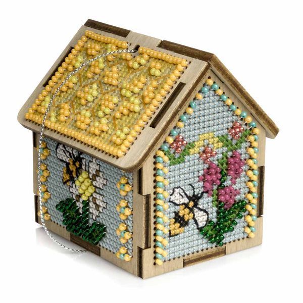 Wooden Cross-Stitch Kit &ndash; &ldquo;Spring House&rdquo; FLW-062