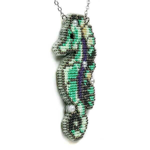 Bead Embroidery Kit (Plastic Base) &ndash; &ldquo;Seahorse&rdquo; (Double-Sided) FLPL-104