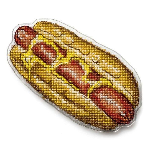 Plastic Cross-Stitch Kit &ndash; "Hot Dog" (Double-Sided) FLX-115