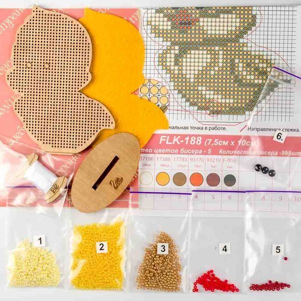 Wooden Bead Embroidery Kit &ndash; &ldquo;Chick&rdquo; FLK-188